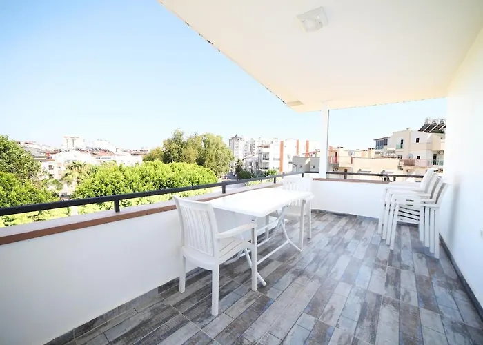 Apartment Our In Konyaaltin Antalya